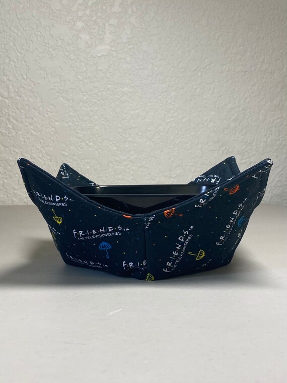 0200-592 (10X10) Microwave Bowl Cozy- Friends