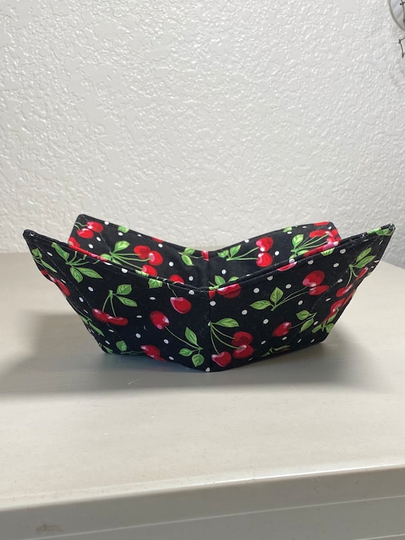 0900-024 (Medium Size) Microwave Bowl Cozy - Cherries