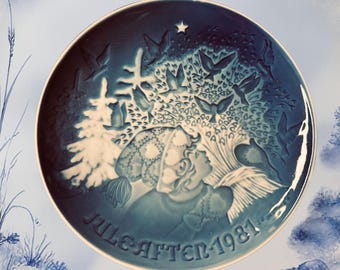 Vintage 1981 B&G Copenhagen Christmas Plate Christmas Peace Denmark Blue White Porcelain
