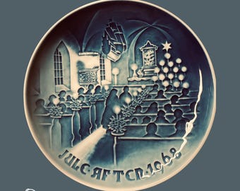 Vintage 1988 B&G Copenhagen Christmas Plate Christmas in Church Denmark Blue White