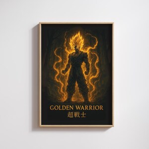 Pu&ograve; includere: Stampa artistica incorniciata raffigurante un guerriero dai capelli dorati con un'aura luminosa. L'opera presenta il testo "GOLDEN WARRIOR" e caratteri giapponesi. Il guerriero &egrave; ambientato in un bosco scuro, con energia giallo-arancio.