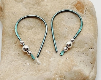 Niobium hoop earrings. Small 3/4" hoops. Silver accent beads. Hypo Allergenic