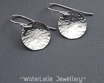 Fine silver dangles. hammered disc earrings. everyday jewelry. simple minimalist earrings. lever back or French wires. 1/2" discs Latch back