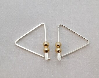 Triangle silver hoops - triangle earrings gold beads - simple modern wire earrings - minimalist earrings - geometric hoops - angle earrings