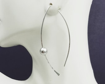Sterling silver Hoops. Modern earrings. Pearl earrings. Rose Gold hoops. minimalist earrings. Fish hoop. Gold earrings. Bridal earrings.