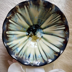 Vintage Edgecomb Potters Crystalline Glaze Bowl, Handcrafted Maine Pottery, Scalloped Floral Edge Ceramic Centerpiece Bowl