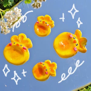 Chick worry stone