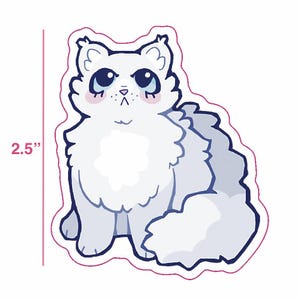 K&ouml;nnte beinhalten: Ein wei&szlig;er Katzenaufkleber mit flauschigem Aussehen und gro&szlig;en blauen Augen. Der Aufkleber ist etwa 6,35 cm hoch. Die Katze hat rosa Wangen und einen hellblauen Umriss.