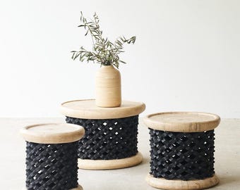 Mesa de centro africana tallada a mano: mesa auxiliar de madera tribal bohemia