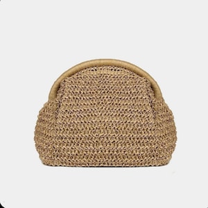 Handmade Straw Woven Clutch: Summer Crossbody Bag with Chain Strap
