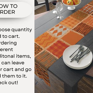 Op de afbeelding: Een rechthoekige tafelloper met een patchworkontwerp van diverse oranje, bruine en cr&egrave;mekleurige patronen, waaronder ruiten, strepen en argyle. De afbeelding bevat tekstinstructies: HOW TO ORDER, 1. Choose quantity, 2. Add to cart, 3. If ordering different additional items, you can leave your cart and go add them to it, 4. Check out!