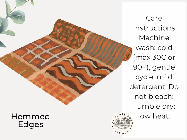 Op de afbeelding: Een rechthoekige stoffen loper met een patchworkontwerp van oranje, bruine en cr&egrave;mekleurige patronen, waaronder ruiten, chevron en bloemmotieven. De tekst luidt: Care Instructions Machine wash: cold (max 30C or 90F), gentle cycle, mild detergent; Do not bleach; Tumble dry: low heat. Hemmed Edges.