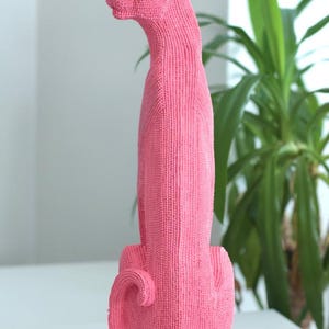 Contemporary Pink Cat Statue – Handmade Resin Animal Figurine – Modern Decor