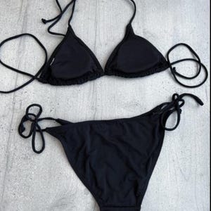 Elegant Black One Piece Minimalist Women&#39;s Swimsuit Size S