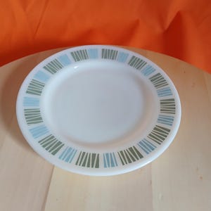 JAJ Pyrex matchmaker pattern side plates, set of 4, vintage dinnerware, retro table dining plate set