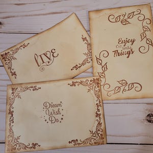 Cartões de diário carimbados com tingimento de café, versos inspiradores