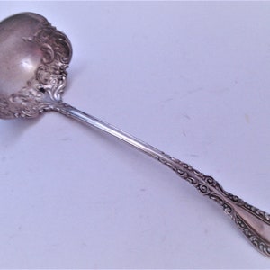 Vintage ROGERS AA Silver Plated Serving Ladle.