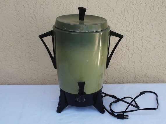 Vintage SUNBEAM Electric Avocado Green 30 Cups Coffee Percolator Urn. 