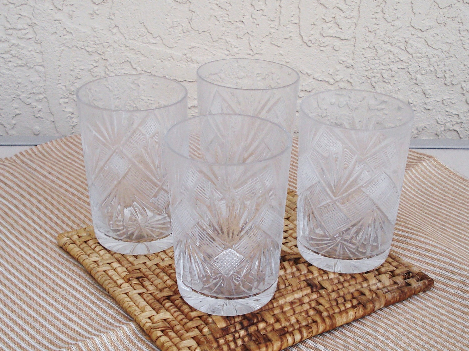Luxbe Crystal Wine Glasses Set of 4 650mL