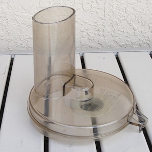 Vintage GE Electric Food Processor WOrk Bowl Lid Replacement Part Model D4FP1.