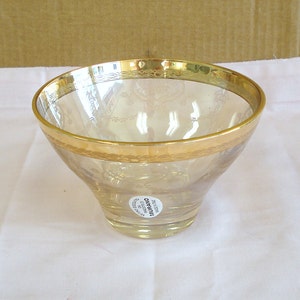 Vintage MURANO SILVESTRI Gold Platted Rim On Pastel Yellow Etched Art Glass Bowl. image 1