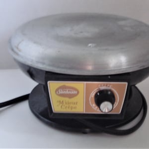 SUNBEAM Electric M&#39;sieur Crepe Baker Maker Base Replacing Part(s).