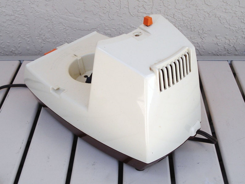 Vintage GE Electric Food Processor Motor Base Replacement Part Model