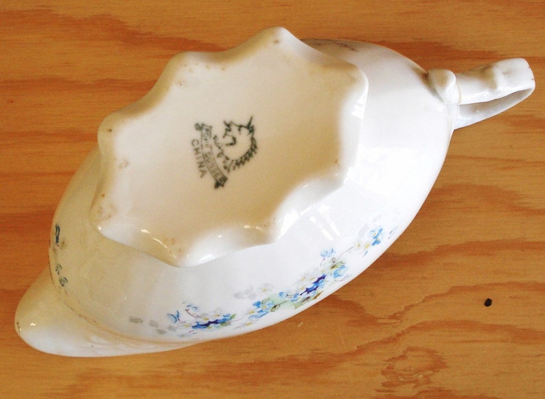 Vintage POPE GOSSER China Gravy Boat. image 5