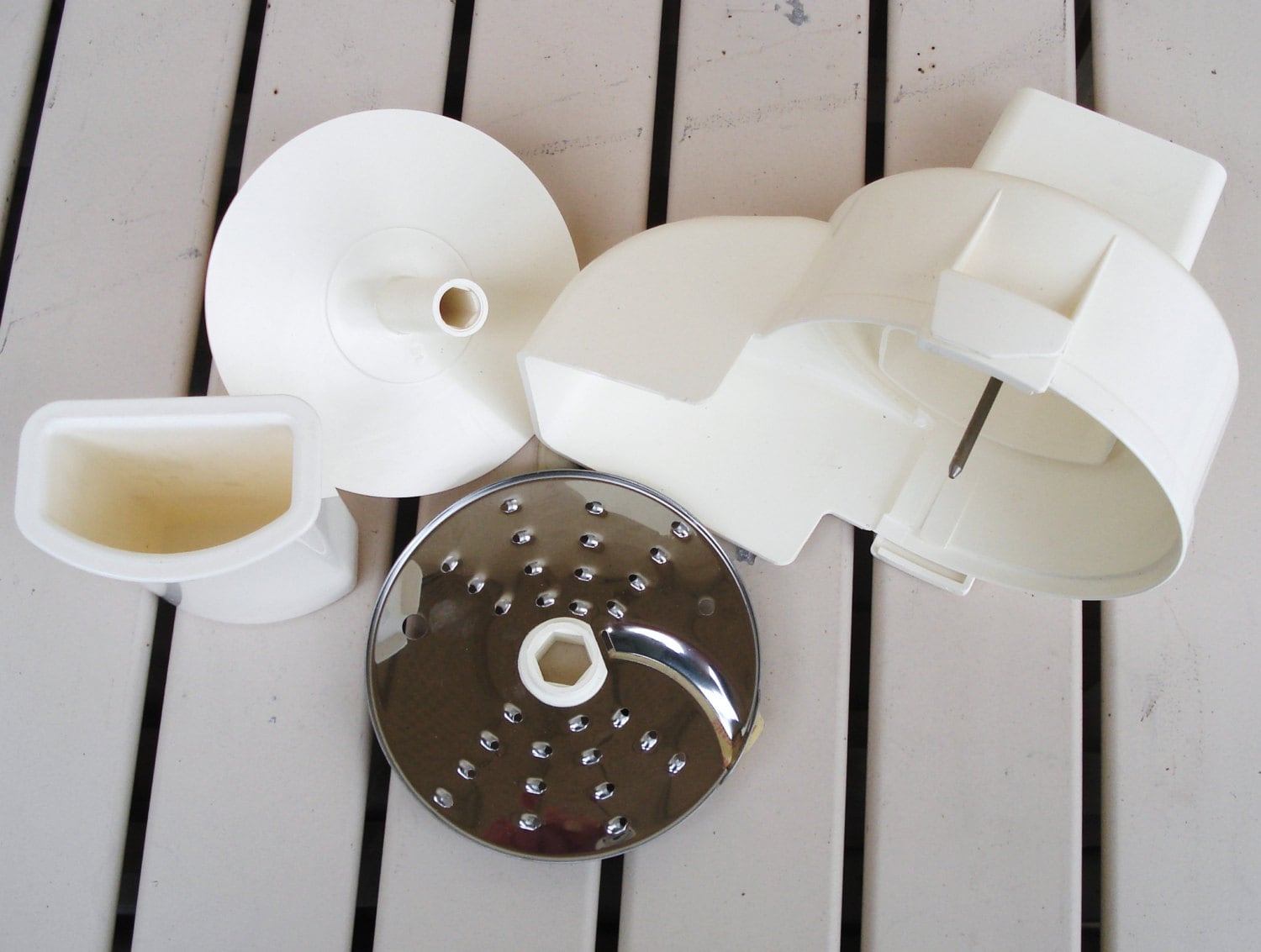 SUNBEAM OSKAR Food Processor Plastic Shredder Slicer Stand Lid Disk