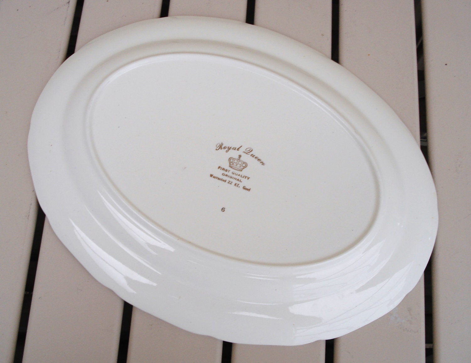 Vintage ROYAL QUEEN First Quality Original 22K Gold Warranted Large ...