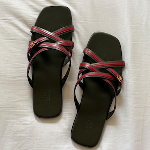 Red and Green Gucci Sandals - Etsy display picture 3