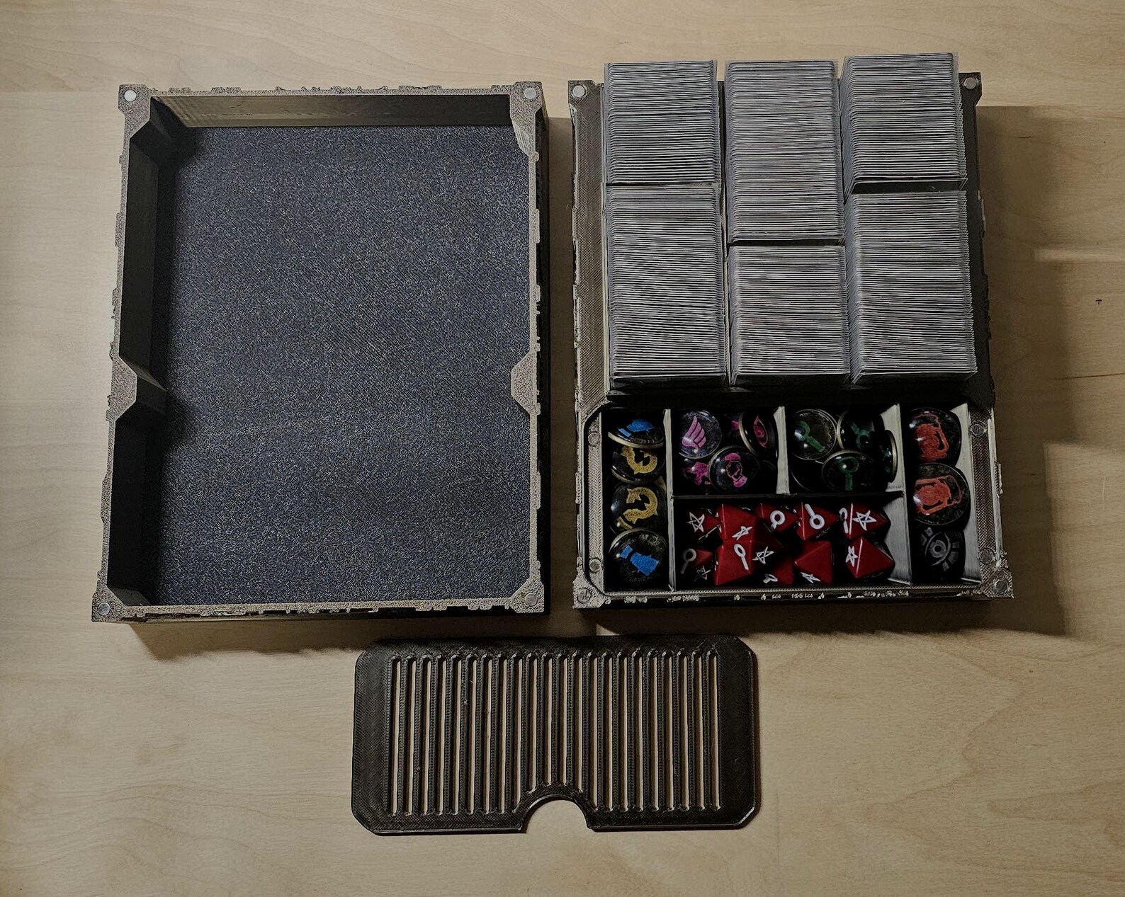 Mansions of Madness Storage Box With Magnetic Lid for SLEEVED CARDS - Etsy