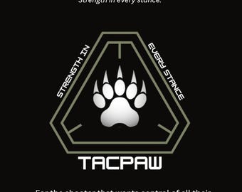 Könnte beinhalten: Schwarzer Hintergrund mit dem Text "TACPAW RECORDS BOOK". Ein geometrisches Design zeigt einen Pfotenabdruck und die Worte "Strength In" und "Every Stance". Der Text "TACPAW" befindet sich unter dem Design, mit dem Satz "For the shooter that wants control of all their equipment."