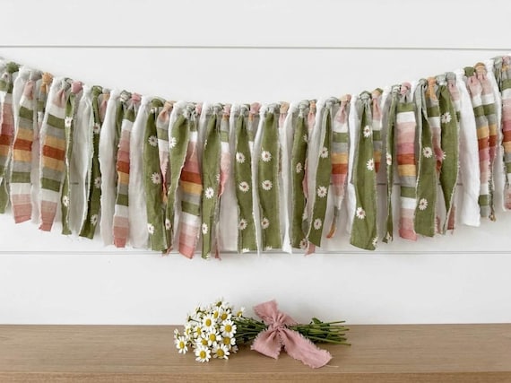 Daisy Fabric Garland | Cottagecore Sage Green Banner | Summer Nursery Baby Shower Decor