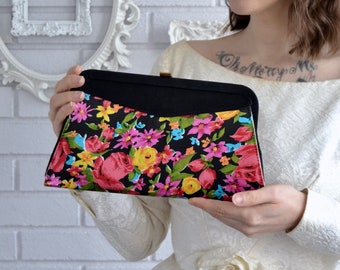 Vintage 1960s Reversible Clutch 2-in-1 Purse with Vibrant Flowers or Pastel and Gold Thread Flowers