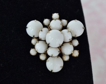 Vintage Brooch with Prong-Set White Milk Glass in Various Sizes