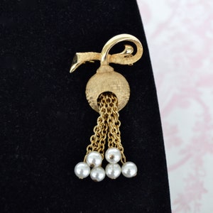 Vintage Metal Brooch with Dangling Plastic Faux Pearls