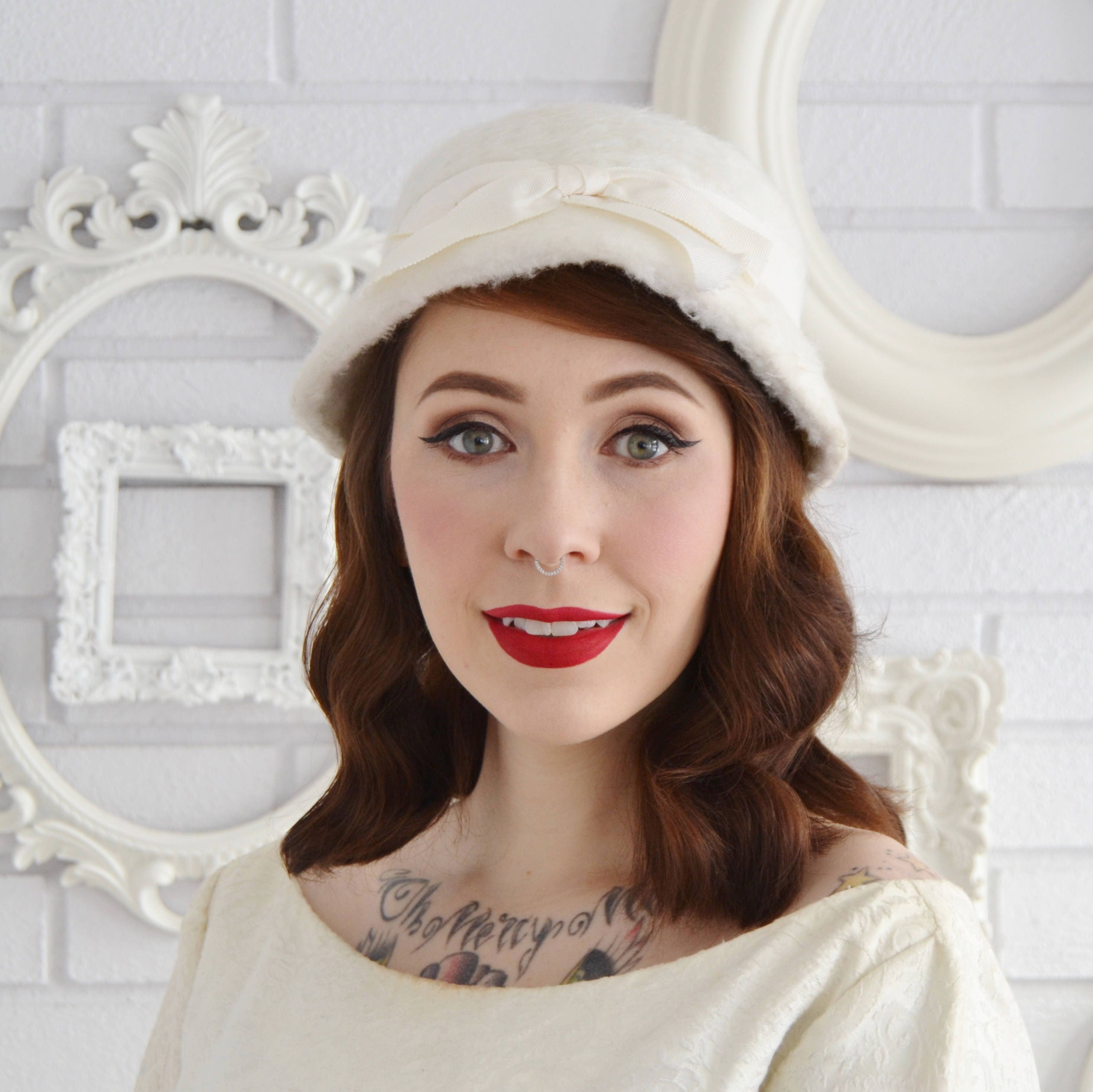 Vintage cream hat Clearance