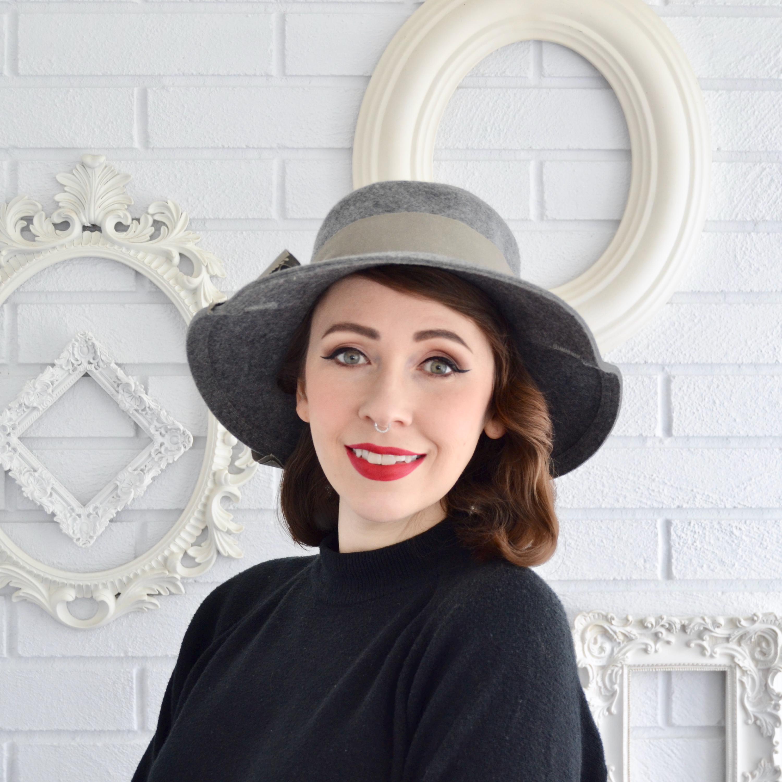 Vintage 50s Women\'s Grey Fur Ring Hat Netting Satin Bow Union Label Vintage Union Made Hat In Women main image 3