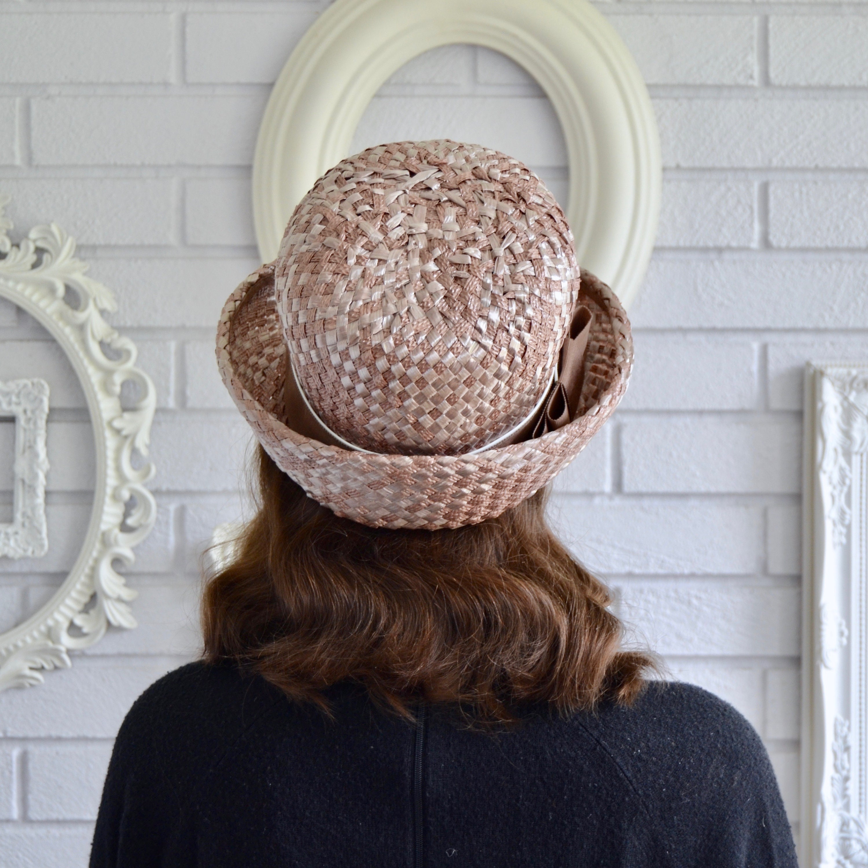 Vintage 1960s Woven Raffia Hat With Ribbon Bow and White 
