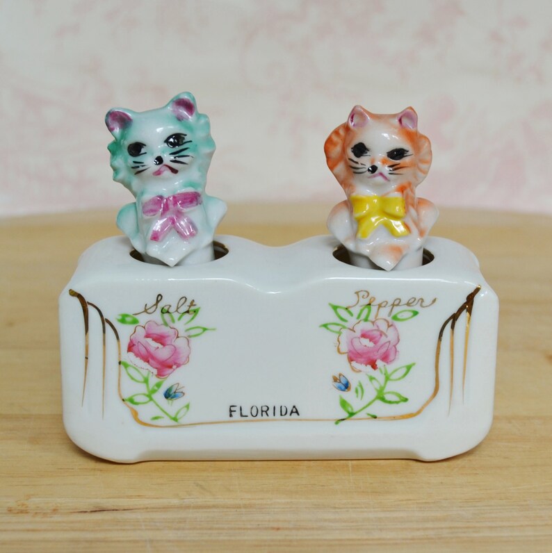 Vintage Cat Nodder Salt and Pepper Shakers Florida Souvenir
