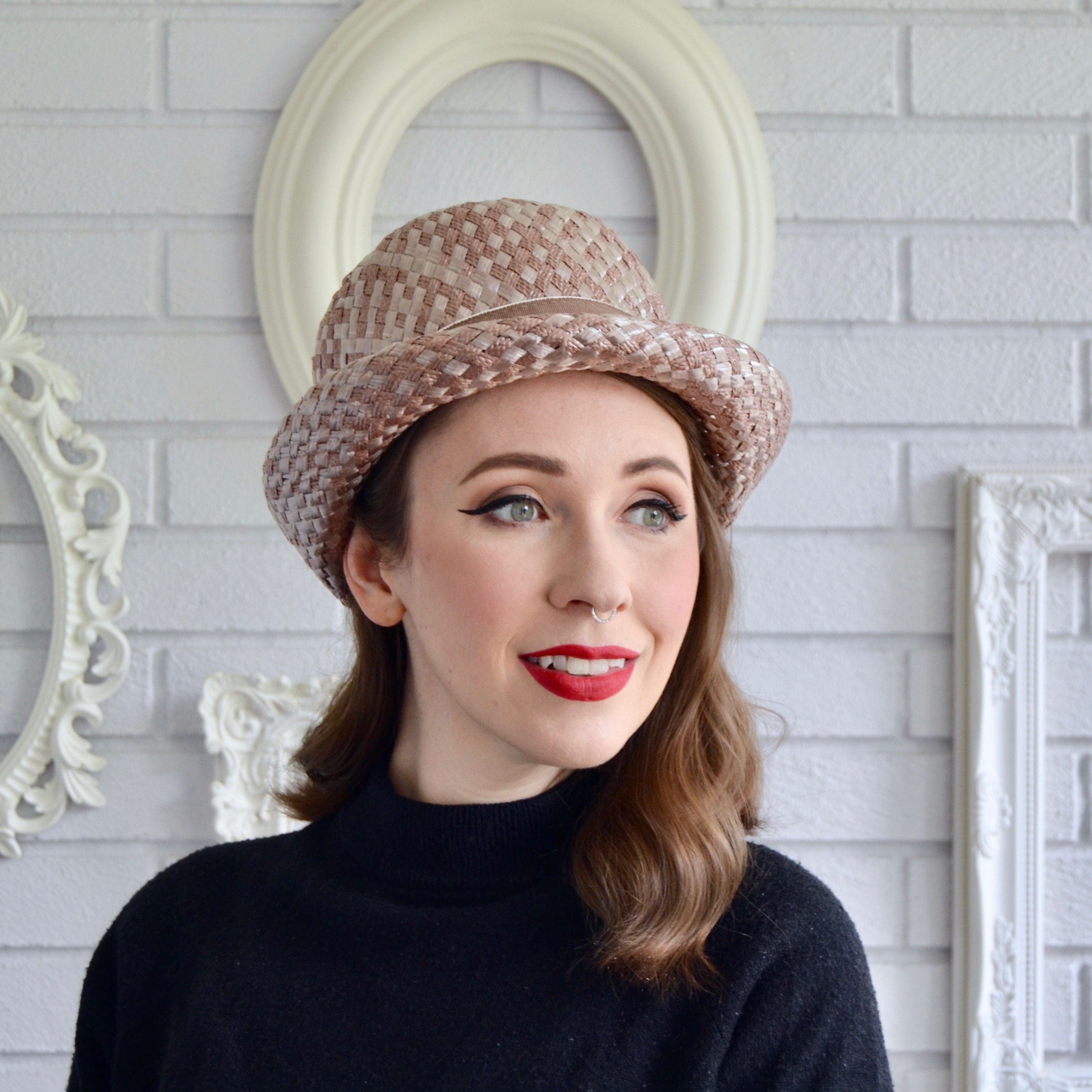 1960s Union‎ Label Raffia Hat w/Ribbon Vintage 1960s Woven Raffia Hat With Ribbon Bow and White  main image 3