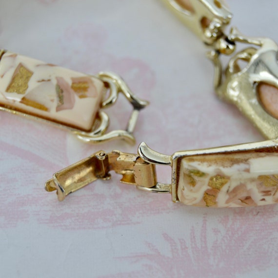 Vintage 1960s Coro Bracelet Made of Gold-Tone Met… - image 4