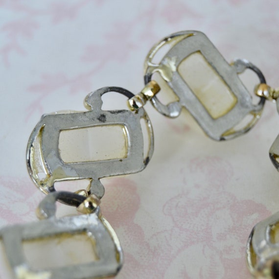 Vintage Bracelet with Thermoset Lucite Plastic in… - image 8