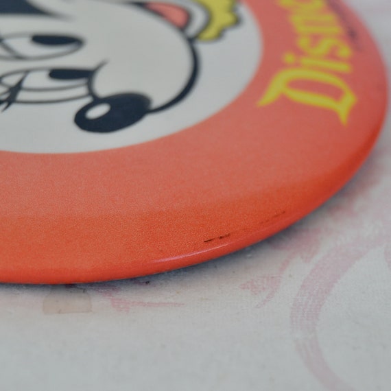 Vintage Disneyland Pin Button Featuring Minnie Mo… - image 10