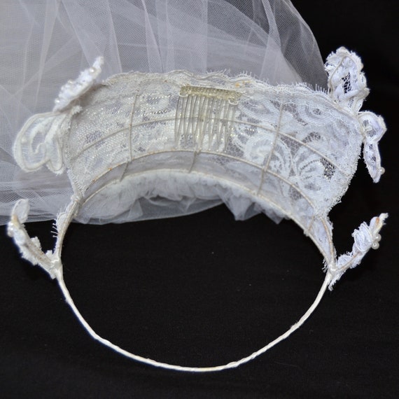 Vintage 1970s Bridal Cap and Veil with Lace Appli… - image 7