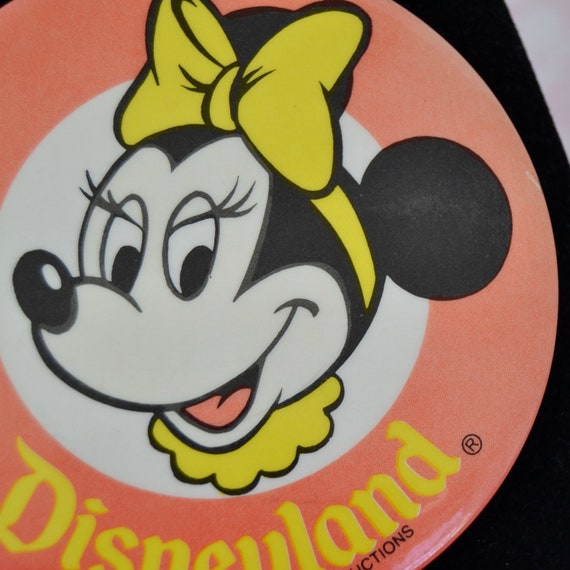 Vintage Disneyland Pin Button Featuring Minnie Mo… - image 3