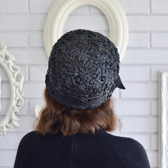 Vintage 1960s Black Raffia Hat with Black Ribbon - image 6