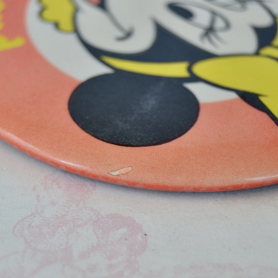 Vintage Disneyland Pin Button Featuring Minnie Mo… - image 9
