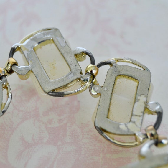 Vintage Bracelet with Thermoset Lucite Plastic in… - image 9